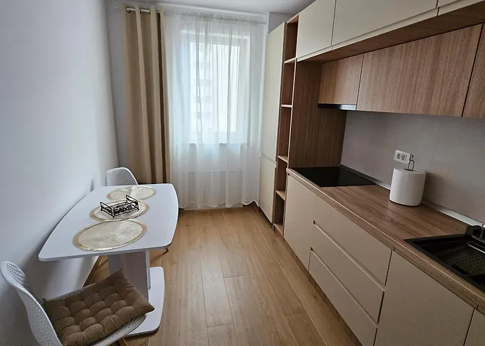 Fourseasons 布拉索夫